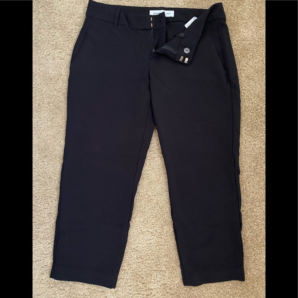 Old Navy cropped pants
